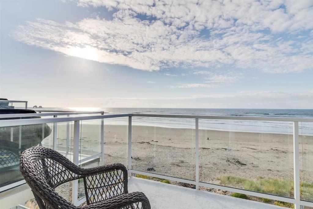 Rockaway Beach Vibes,Waterfront Oceanfront Rockaway Beach House Near Downtown,Wifi, Washer Dryer Kültér fotó